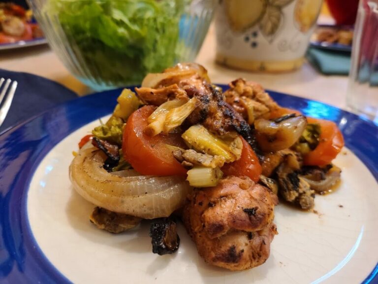 What are some popular street foods in the Democratic Republic of the Congo?