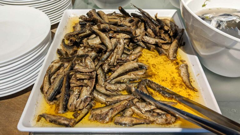 Can you recommend some condiments or sauces used in Estonian dishes?