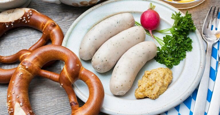 Are there any traditional German breakfast dishes?