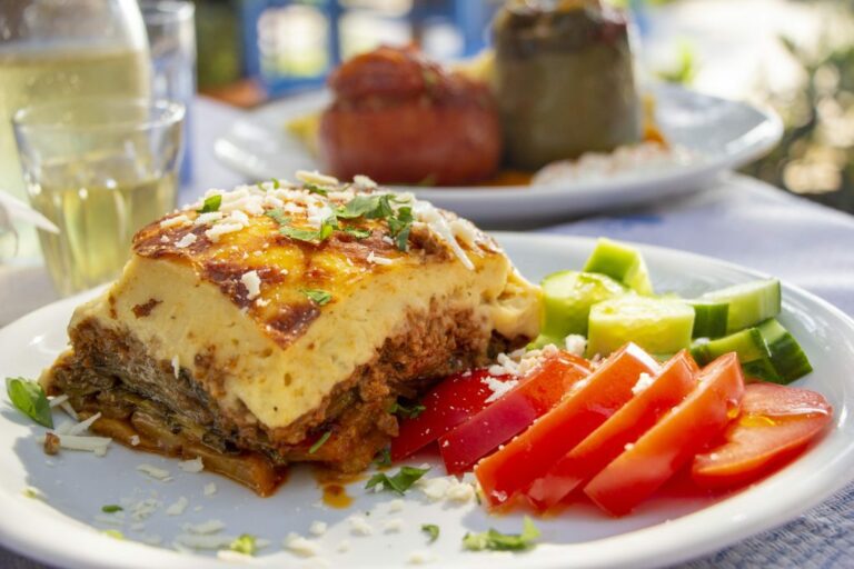 Can you recommend some must-try Greek street foods?