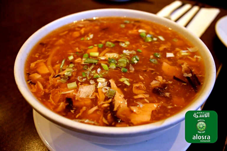 What are some common ingredients in Qatari soups and stews?