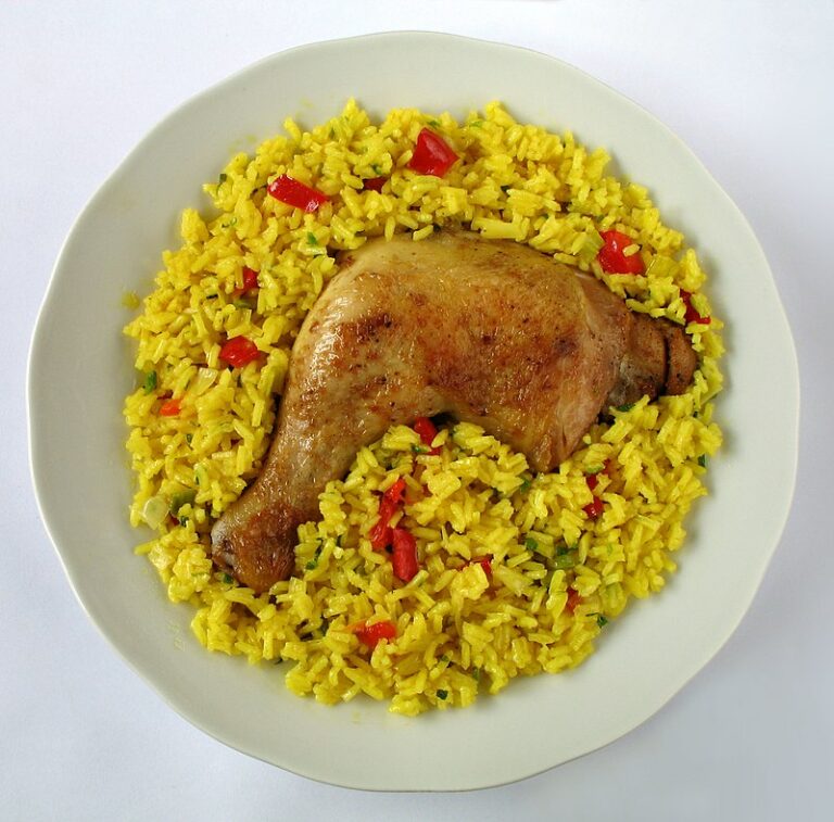 What are some traditional snacks or appetizers in Cuba?