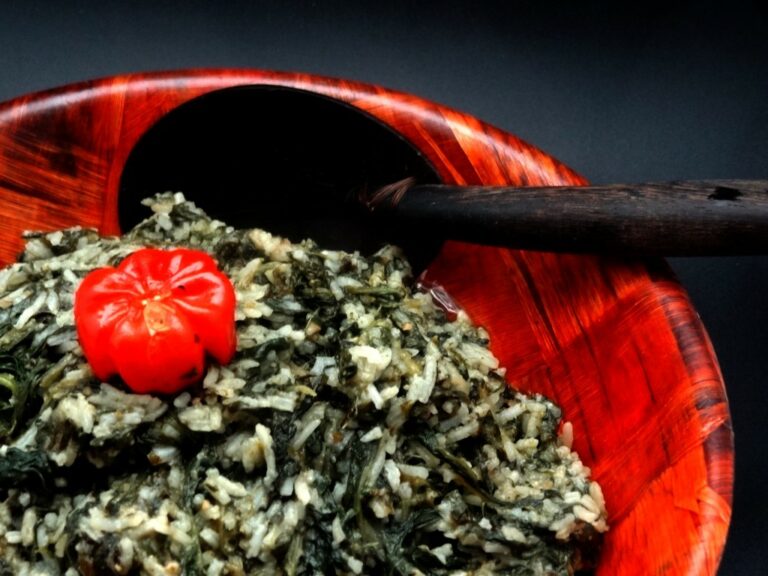 What are the traditional beverages of Burkina Faso?