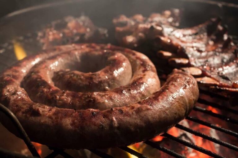 What is Namibian cuisine known for?