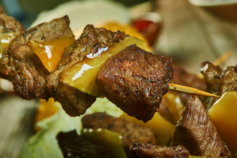Are there any popular meat dishes in Rwandan cuisine?