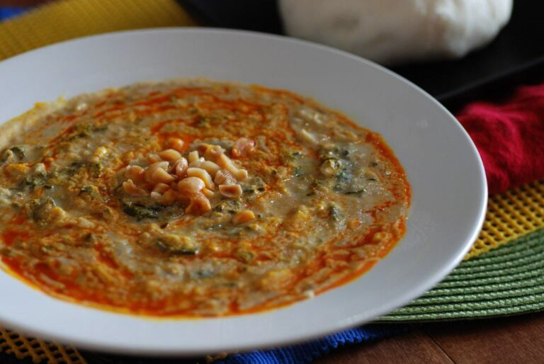 How does Central African Republic cuisine differ from other African cuisines?