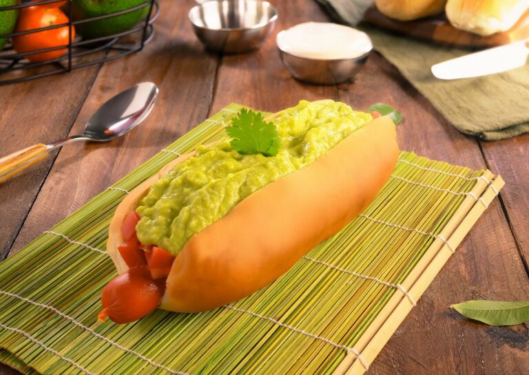 Can you tell me about the street food hygiene and safety standards in Chile?