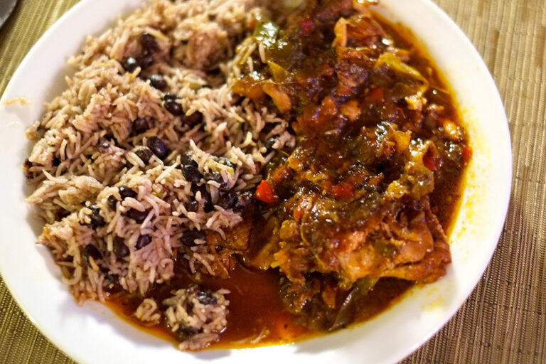Are there any traditional bread varieties in Belizean cuisine?