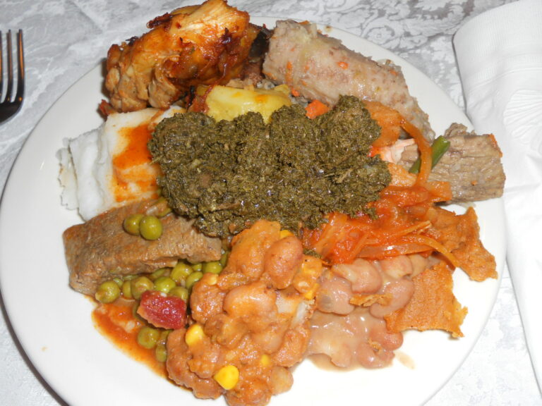 Can you find any influences from Malian cultural practices or traditions in the cuisine?
