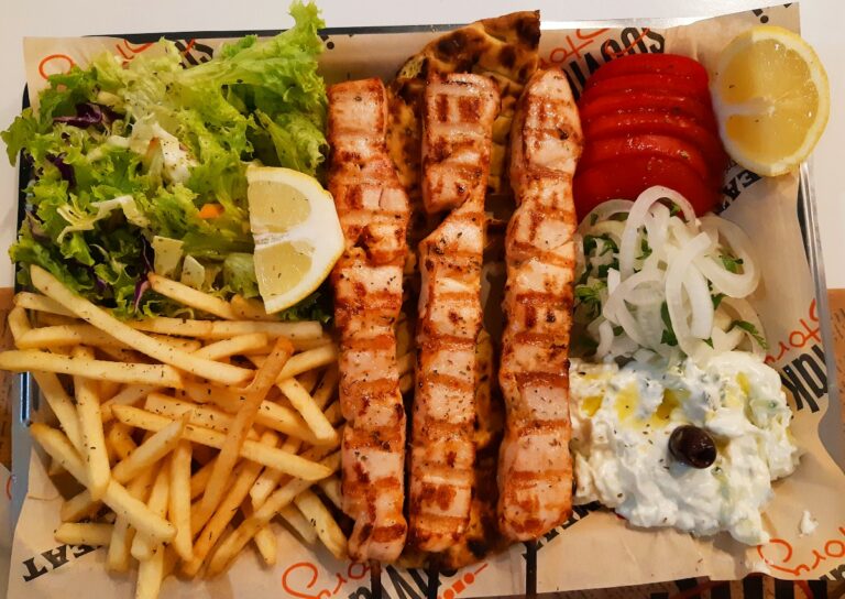 Are there any traditional Greek breakfast dishes?