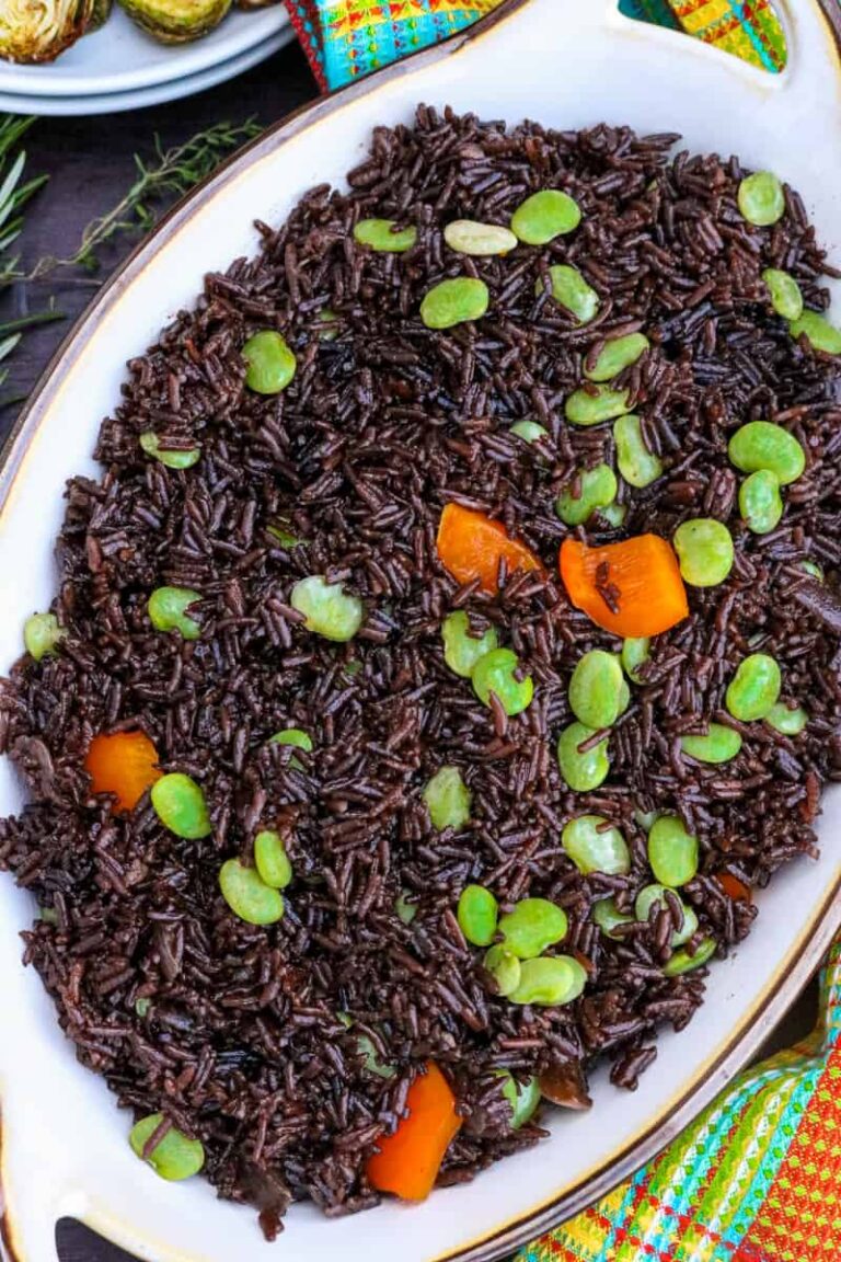 What are some condiments or sauces commonly used in Haitian cooking?
