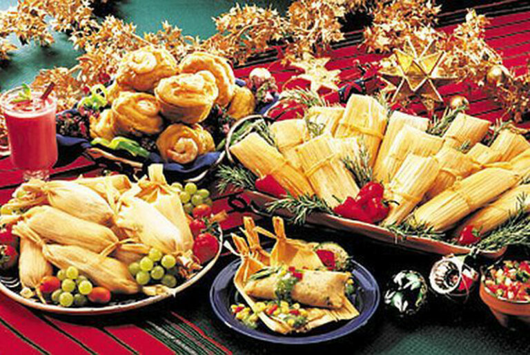 Are there any specific dishes or foods associated with Mexican holidays or celebrations?