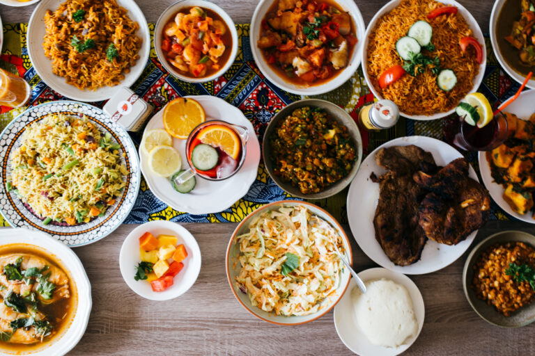 Can you find any influences from Mali’s history or ancient empires in the cuisine?
