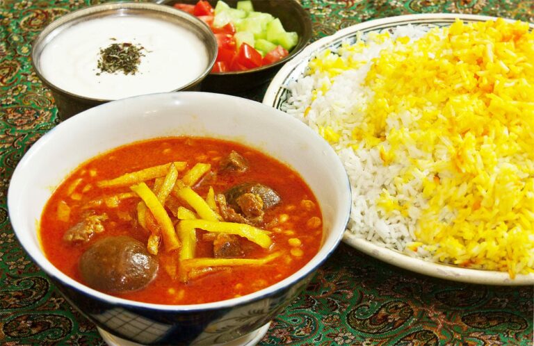 What are some vegetarian options in Iranian cuisine?