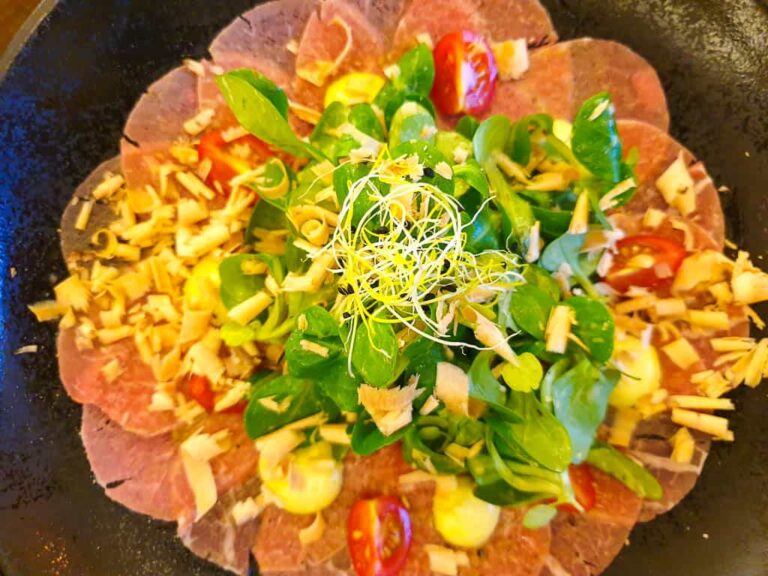 What are some popular dishes in Luxembourg cuisine?