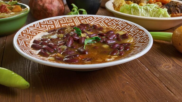Are there any vegetarian or vegan options in Chadian cuisine?