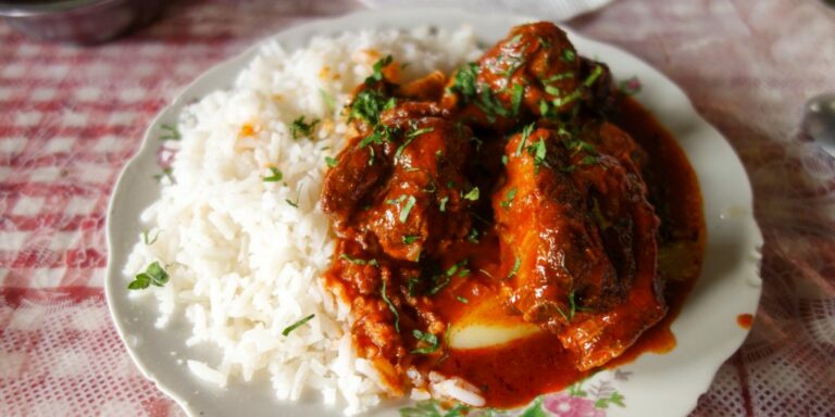 Are there any famous food festivals or events in Bolivia?