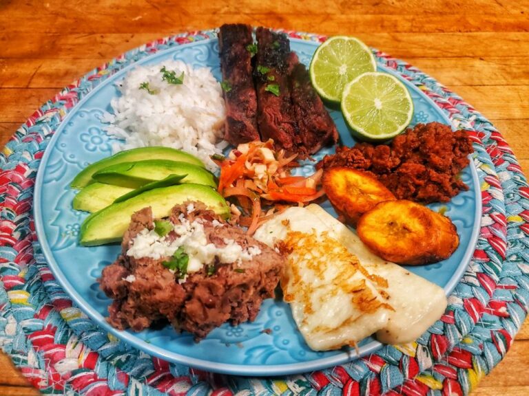 How does Honduran cuisine differ from other Central American cuisines?