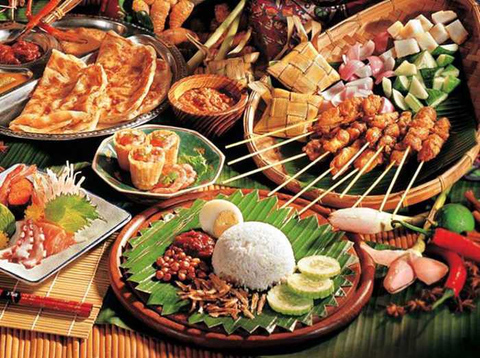 Are there any fusion dishes in Malaysian cuisine?