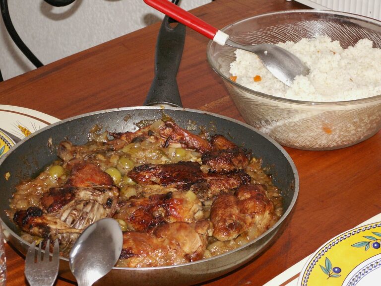 Is there a focus on organic or locally sourced ingredients in Holy See cuisine?