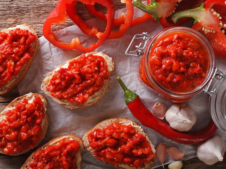 Is Montenegrin cuisine spicy?