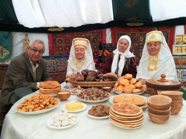 Can you find any influences from neighboring Central Asian countries in Kazakh cuisine?