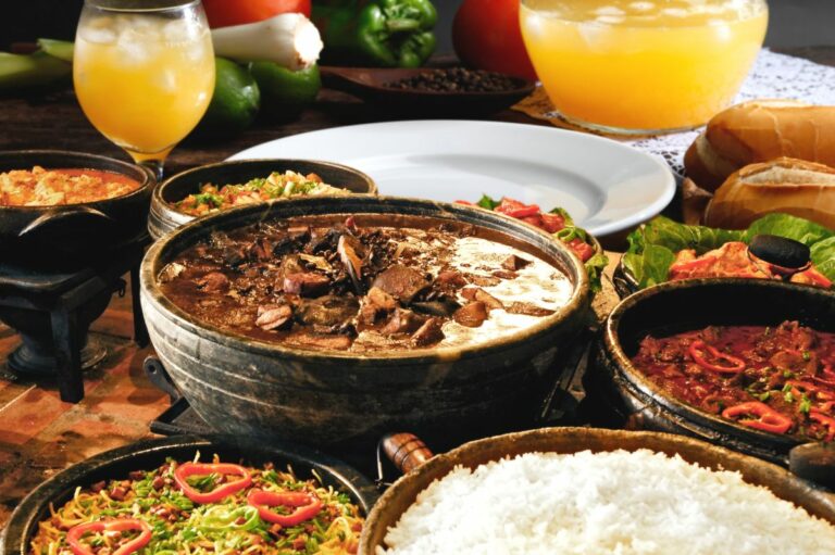 Are there any specific etiquette or customs associated with Brazilian dining?