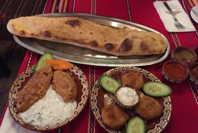 Are there any vegetarian options in Bulgarian cuisine?