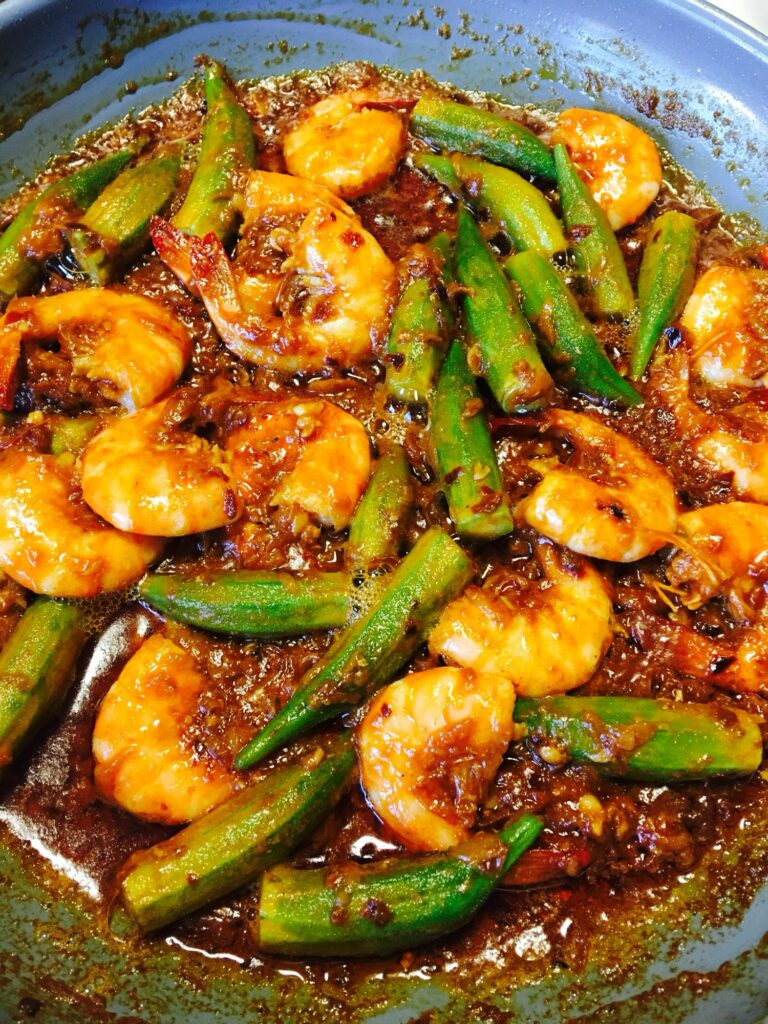 Are there any unique ingredients used in Myanmar cuisine?