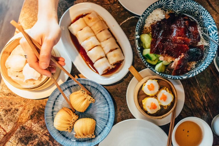 Are there any street food markets or areas in China that are worth visiting?