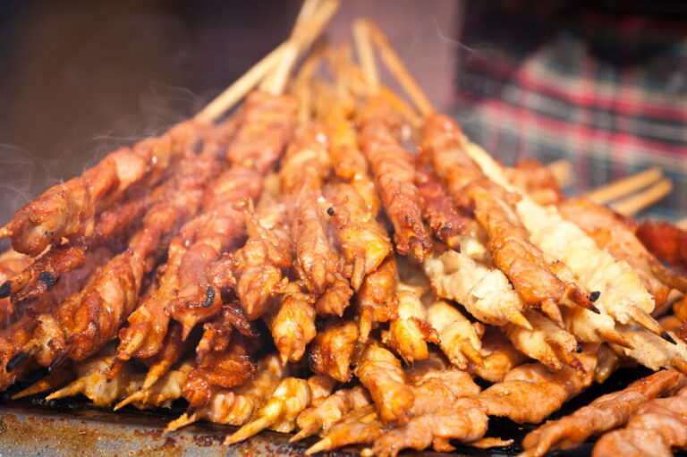 Are there any vegetarian or vegan options in Chinese cuisine?
