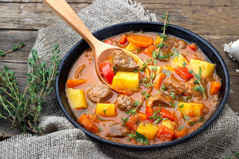 Are there any specific breads or pastries associated with Hungarian cuisine?