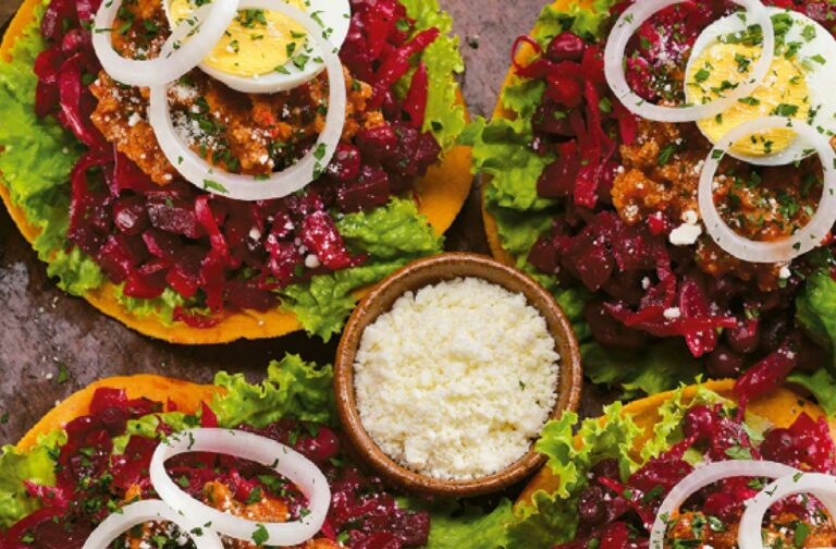 Are there any vegetarian options in Guatemalan cuisine?