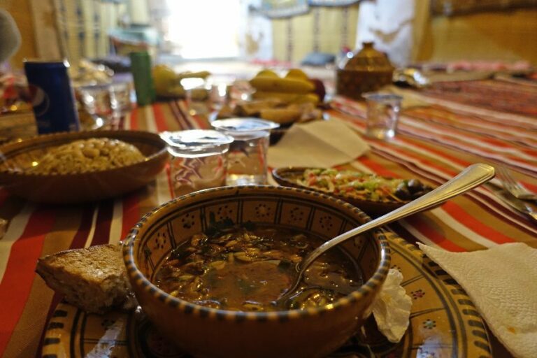 Are there any unique ingredients or flavors used in Libyan cooking?