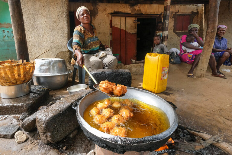 Are there any Chinese influences in Guyanese cuisine?