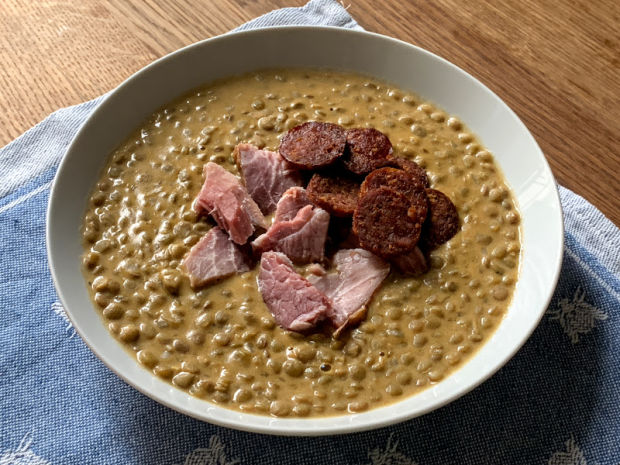 Are Hungarian dishes spicy?