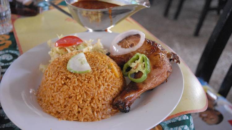 What are some traditional Ghanaian drinks?