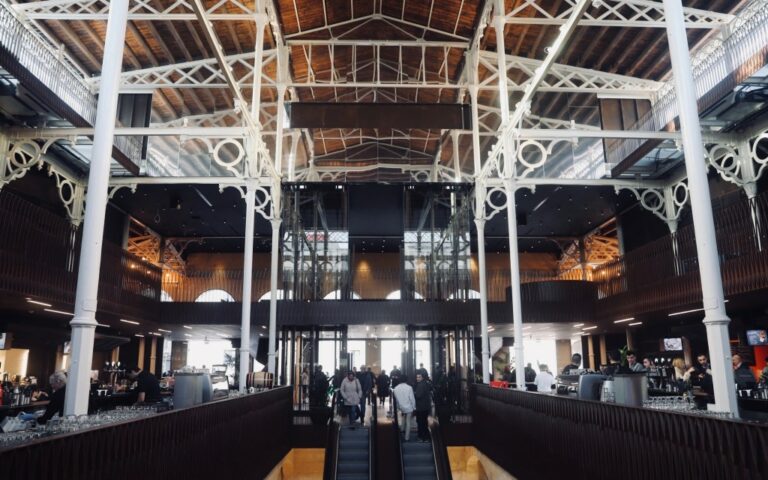 Can you find any influences from Maltese arts, crafts, or architecture in the cuisine?