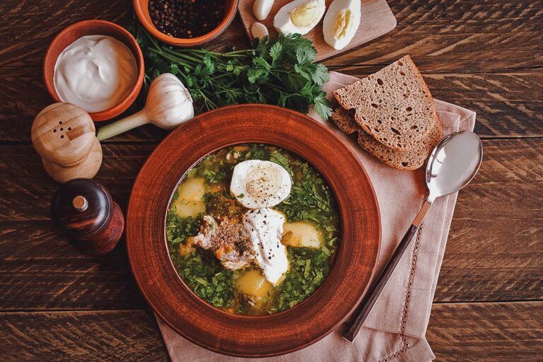 Can you find any influences from Latvian artistic or literary traditions in the cuisine?