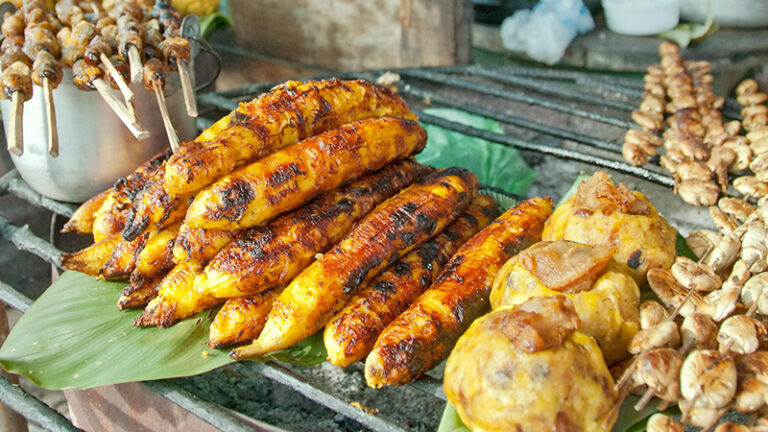 Is Cuban cuisine spicy?