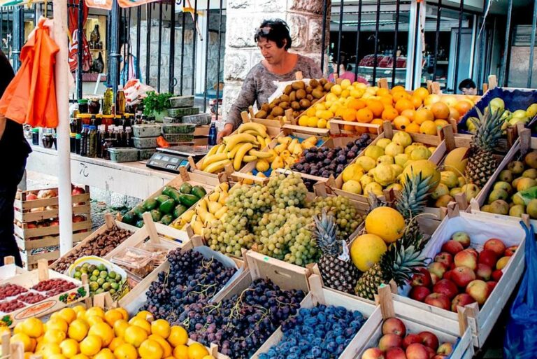 Are there any famous food markets or food festivals in Montenegro?