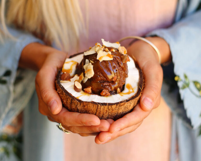 Are there any special desserts or sweets in Maldivian cuisine?