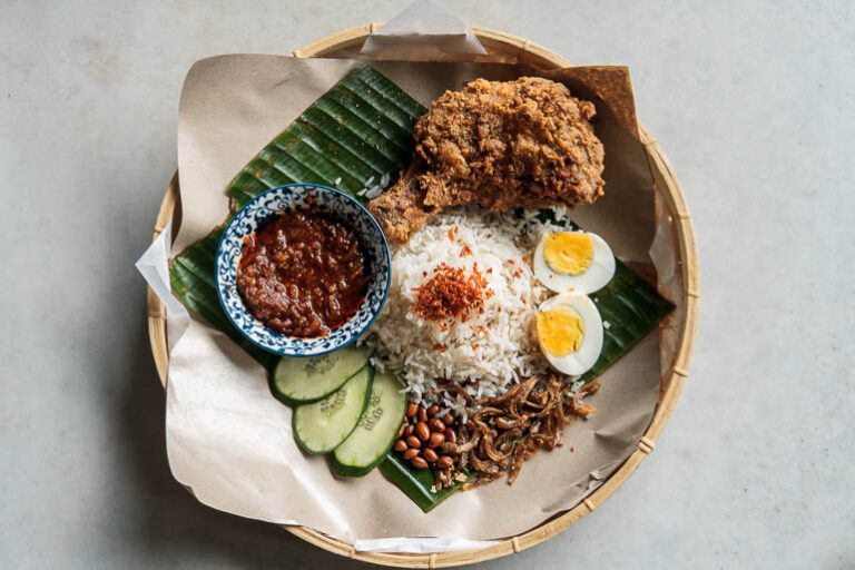 Are there any specific dietary restrictions or considerations in Malaysian cuisine?