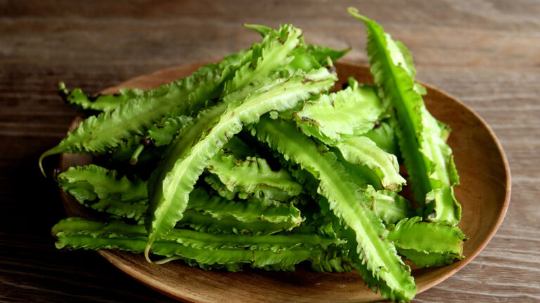 Are there vegetarian options available in Filipino cuisine?