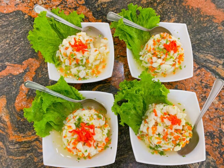 Are there any signature dishes in Costa Rican cuisine?