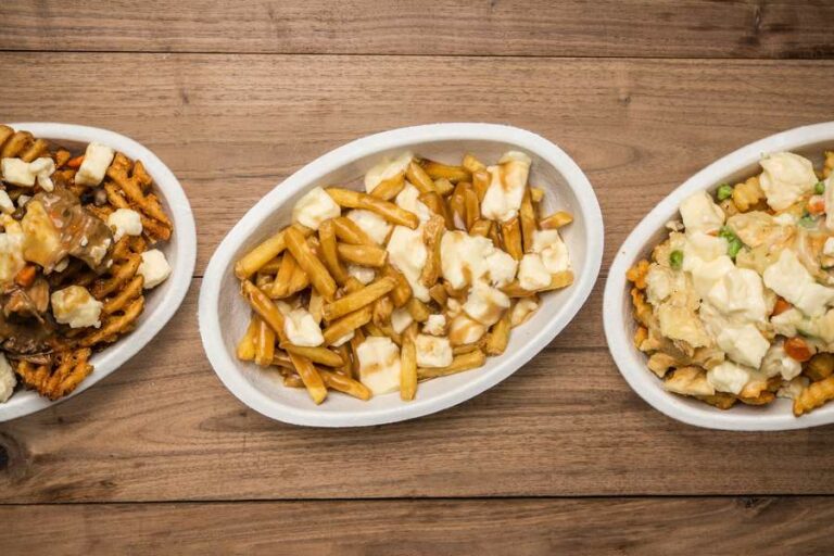 Can you explain the concept of “bannock” in Canadian cuisine?