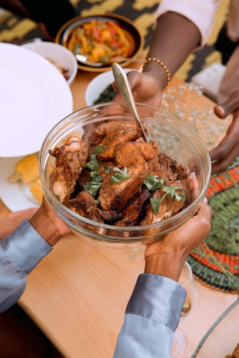 What are some popular Botswana dishes made with local ingredients?