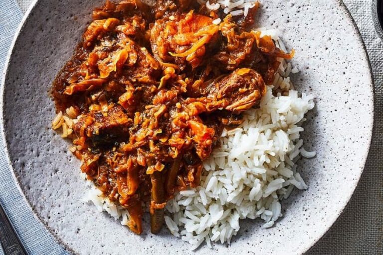 What are some traditional Haitian desserts?