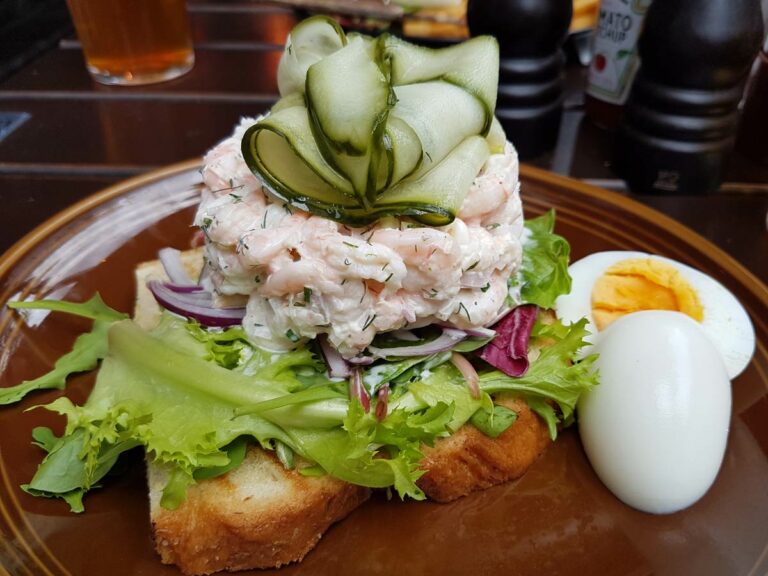 Are there any unique cooking techniques used in Norwegian cuisine?